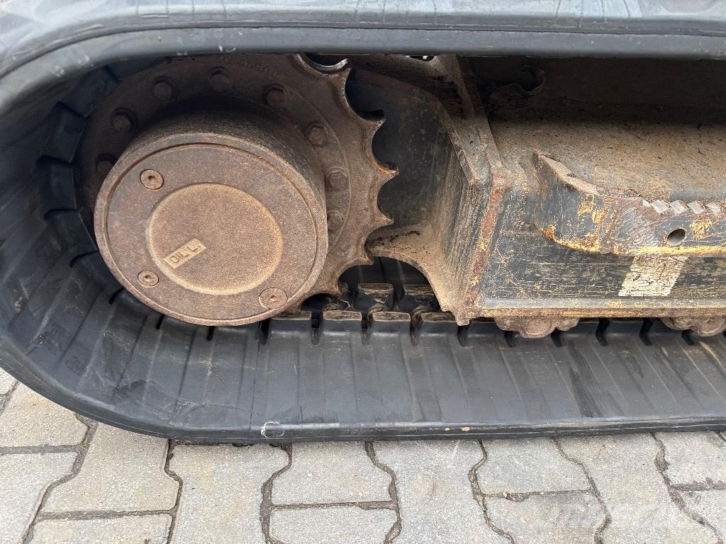 Komatsu PC 80 MR-3 Midi bagri 7t – 12t
