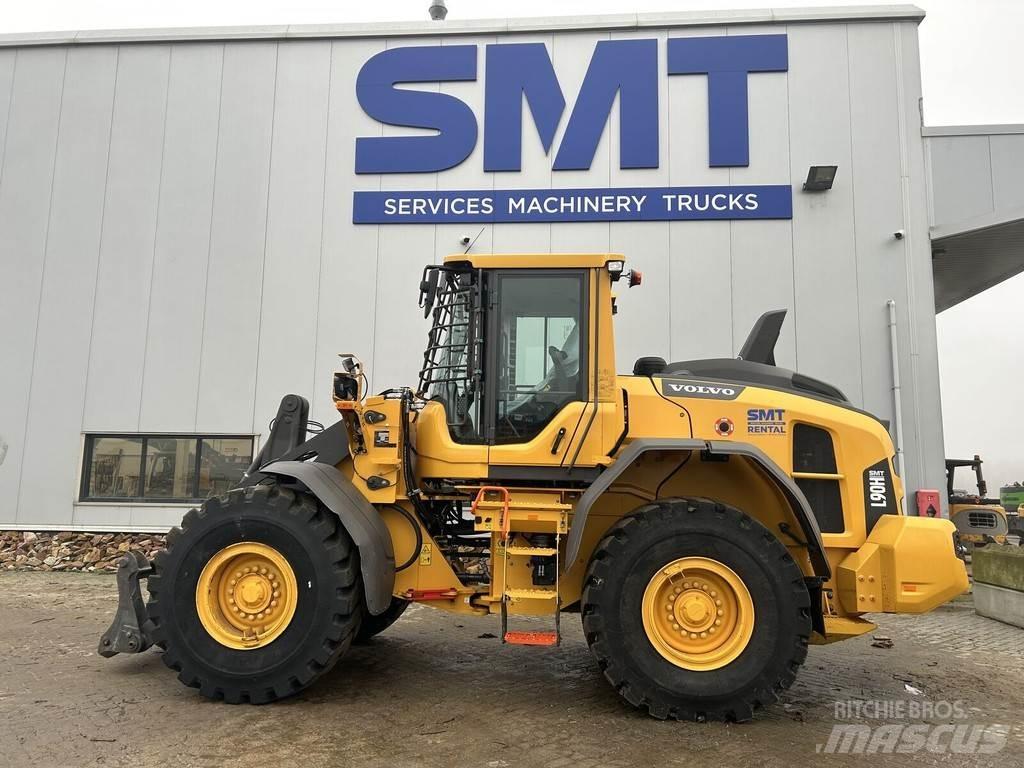 Volvo L90H Kolesni nakladalci