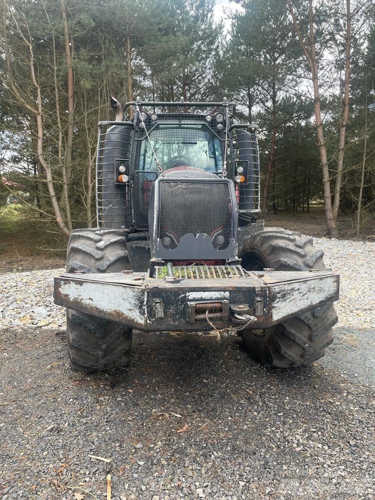 Valtra T254 Active Traktorji