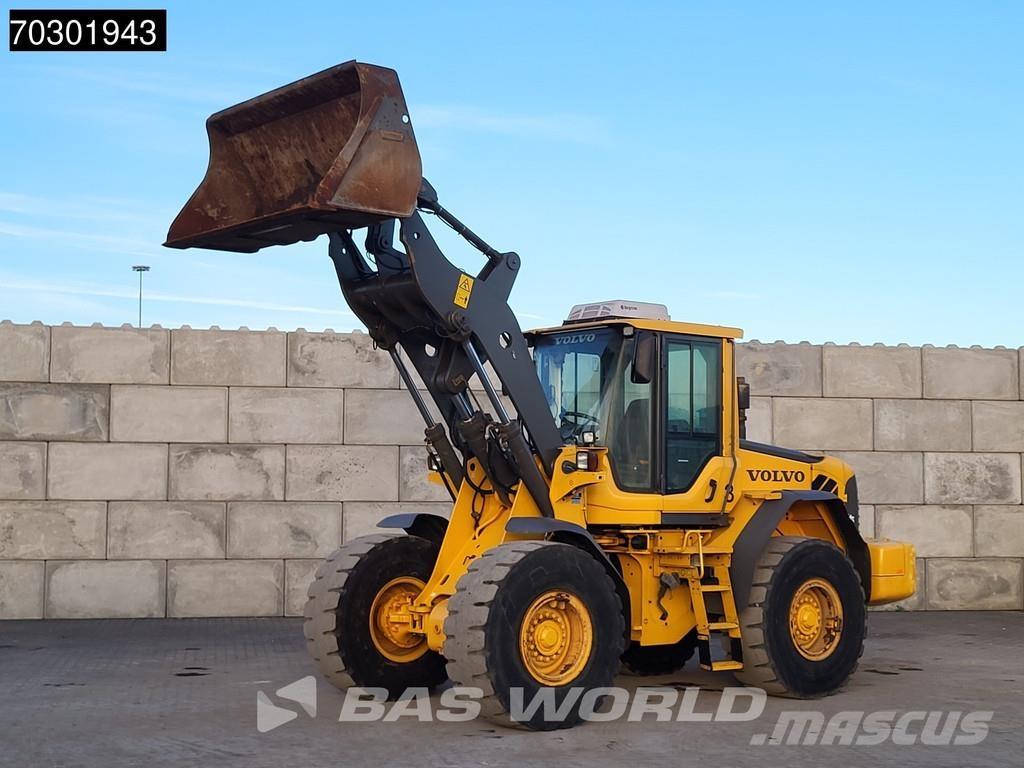 Volvo L90 F Kolesni nakladalci
