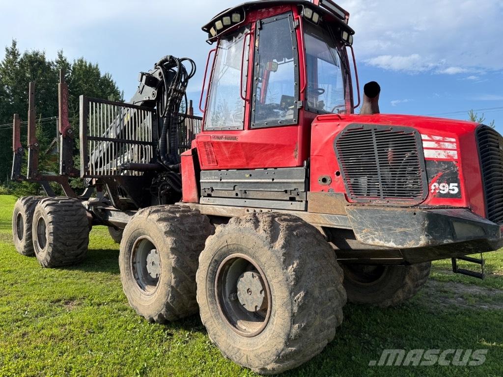 Komatsu 895 Forwarderji