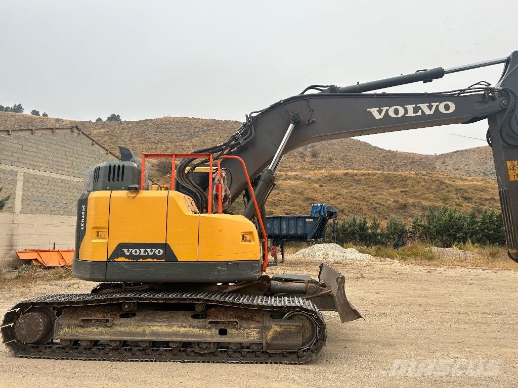 Volvo ECR 235 E Bagri goseničarji