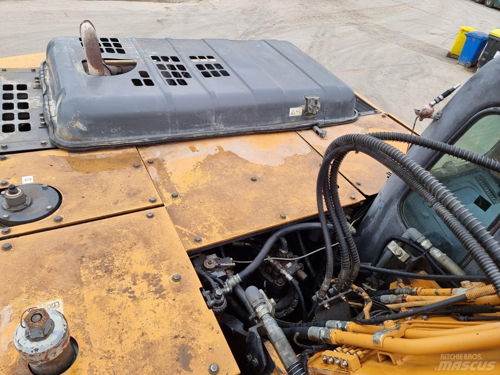 CASE CX 210 LC Bagri goseničarji