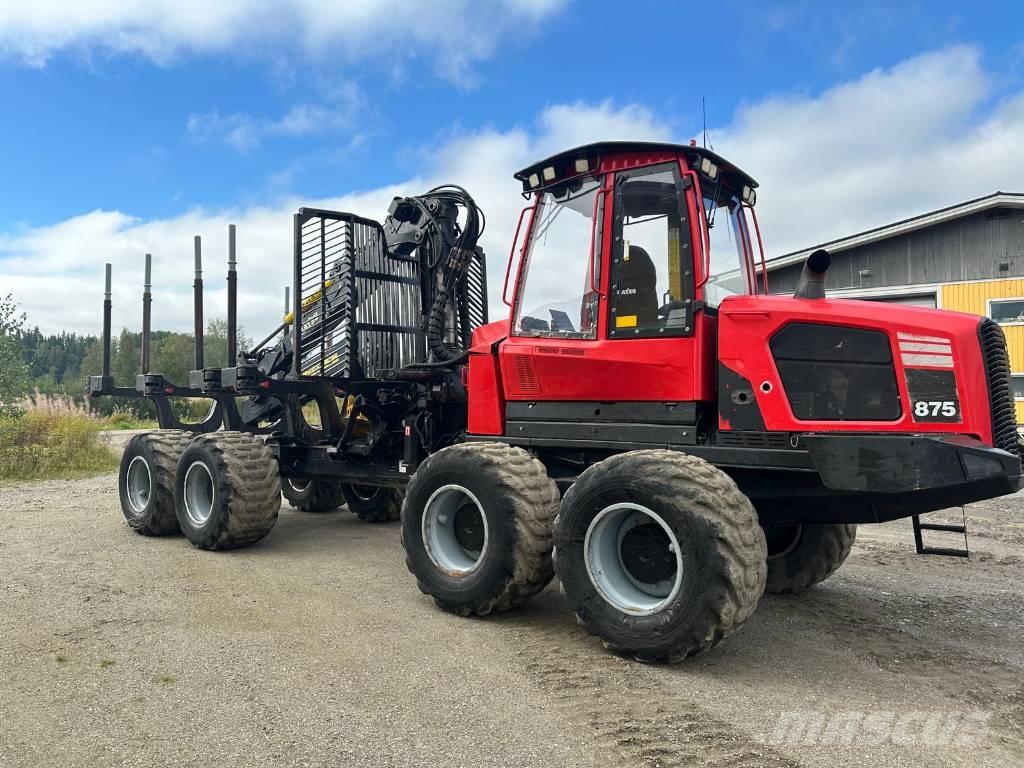 Komatsu 875 Forwarderji