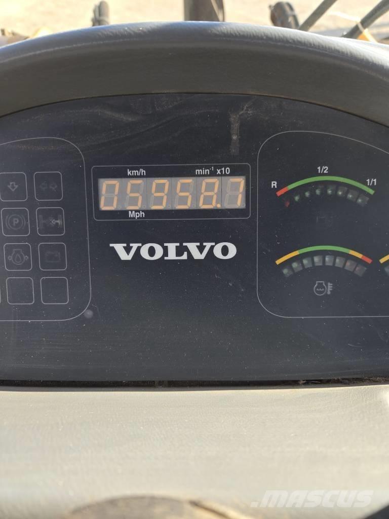 Volvo L 40 B TP Kolesni nakladalci