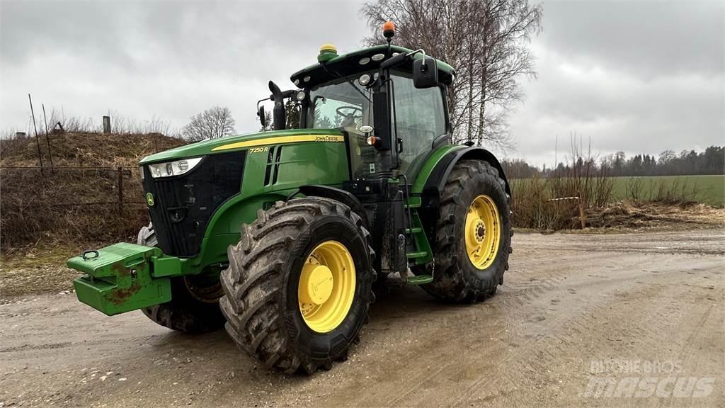 John Deere 7250R Traktorji