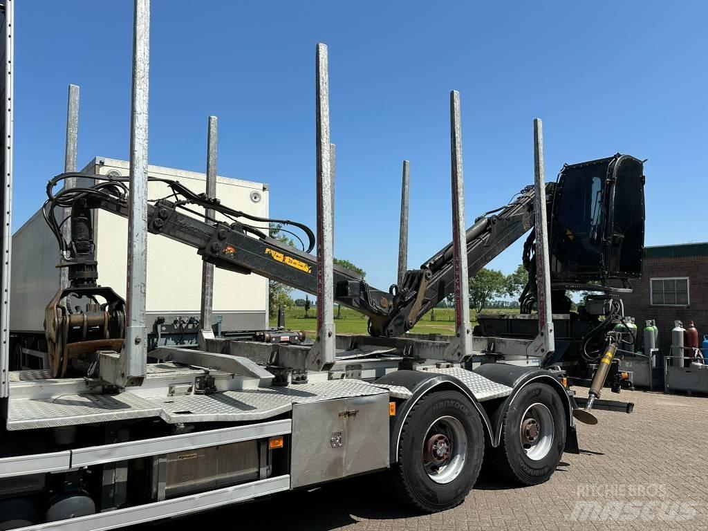 Loglift 140ST 96 + Cab Žerjavi za hlode