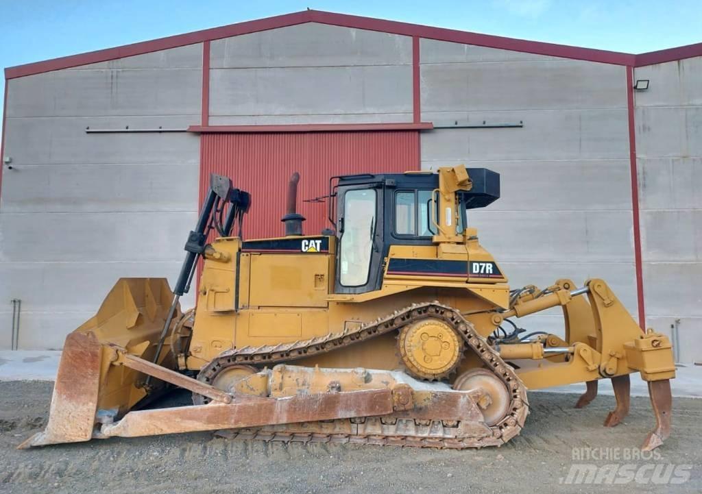 CAT D7R SERIE 2 Buldožerji goseničarji