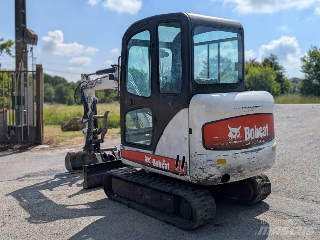 Bobcat 325 G Mini bagri <7t