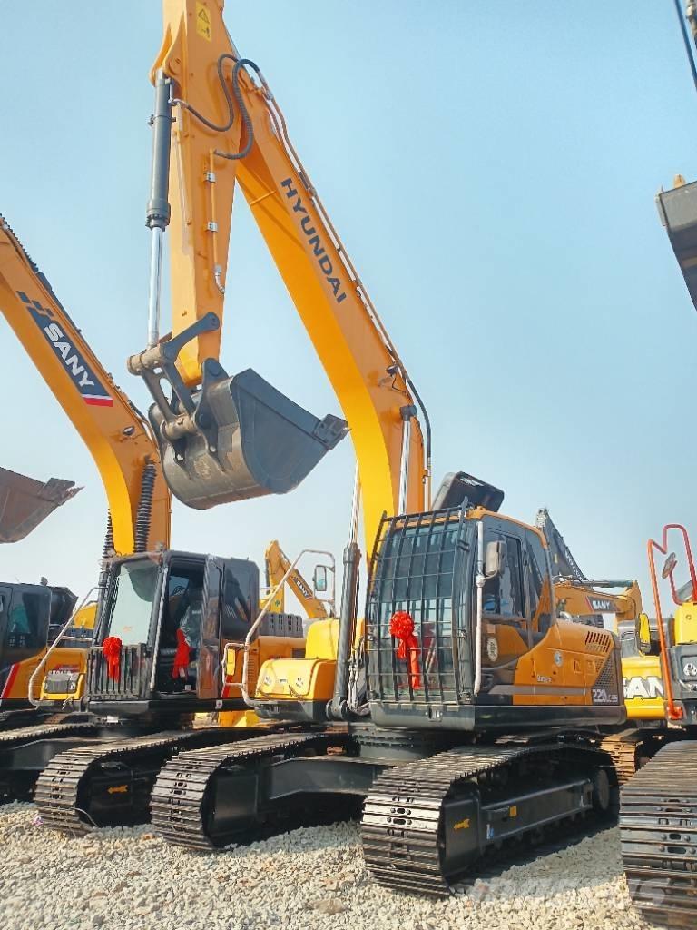 Hyundai 220 Midi bagri 7t – 12t
