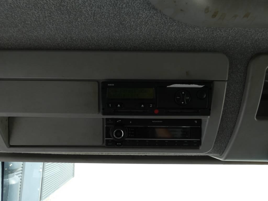 Iveco 150E 25 Tovornjaki z žerjavom