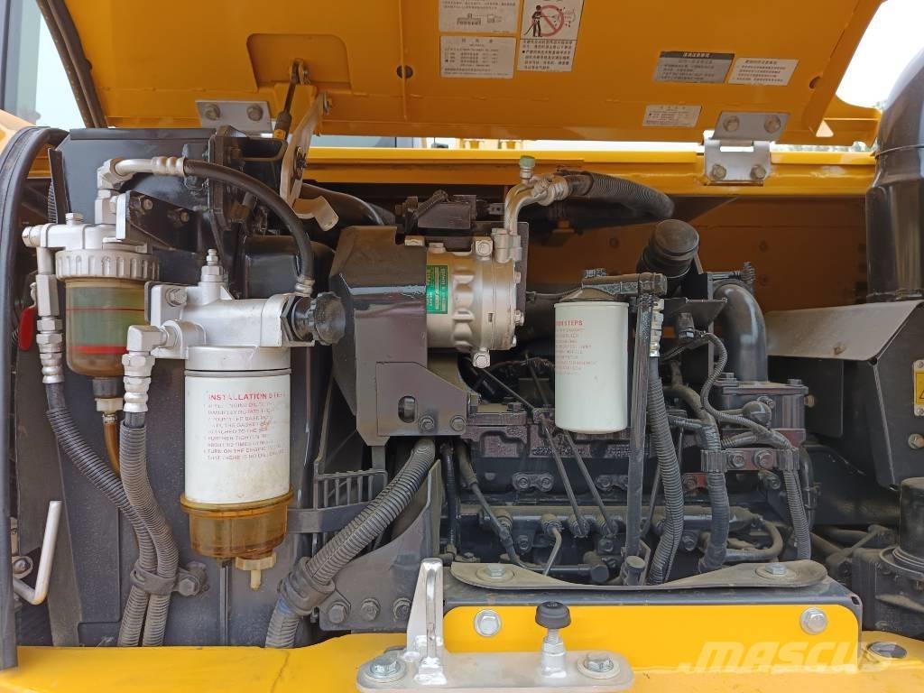 Komatsu PC 70 Midi bagri 7t – 12t