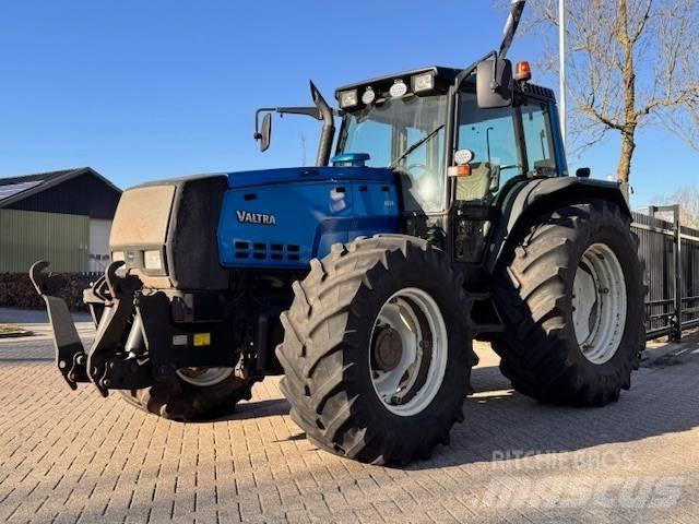 Valtra 8550 Hitech! Traktorji