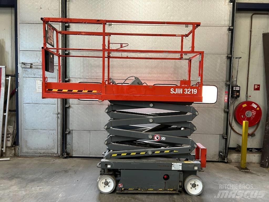 SkyJack SJ 3219 Škarjaste dvižne ploščadi