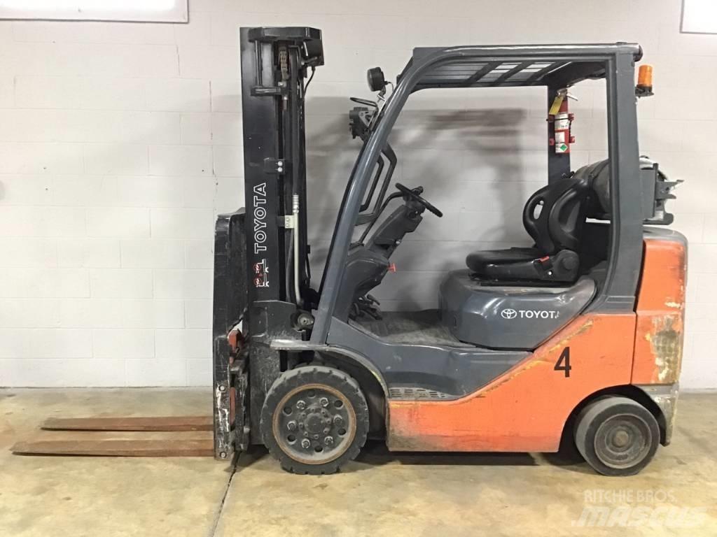 Toyota FGCU25 Viličarji - drugo