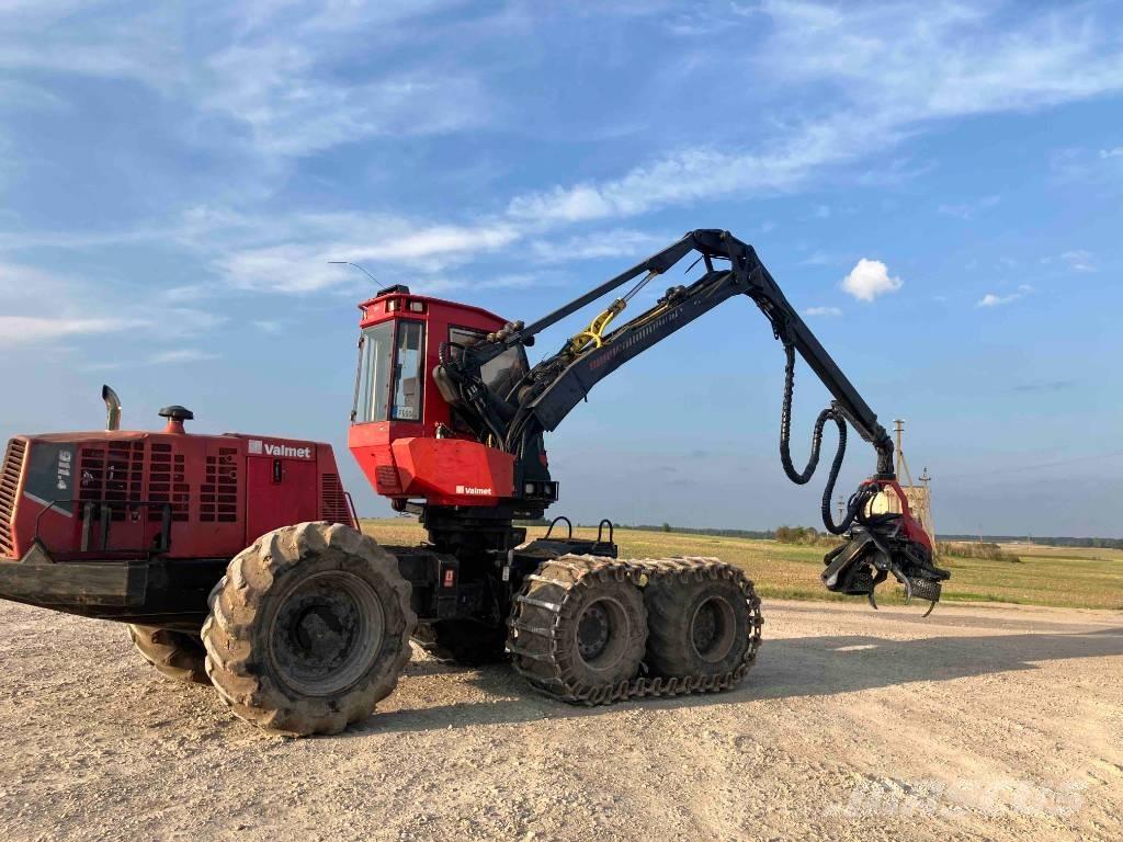 Komatsu 911.4 Harvesterji