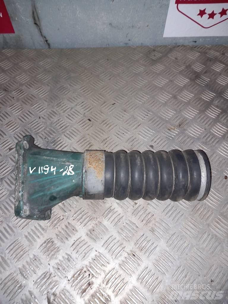 Volvo FH 12  1676491 Radiatorji