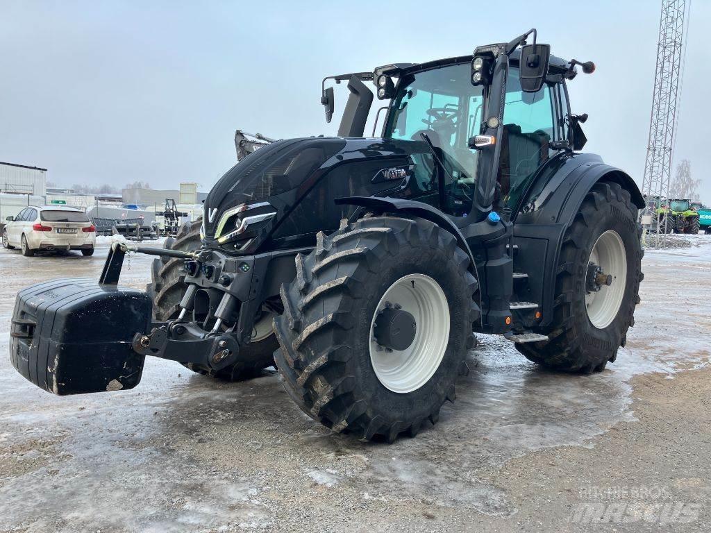 Valtra Q305 Traktorji