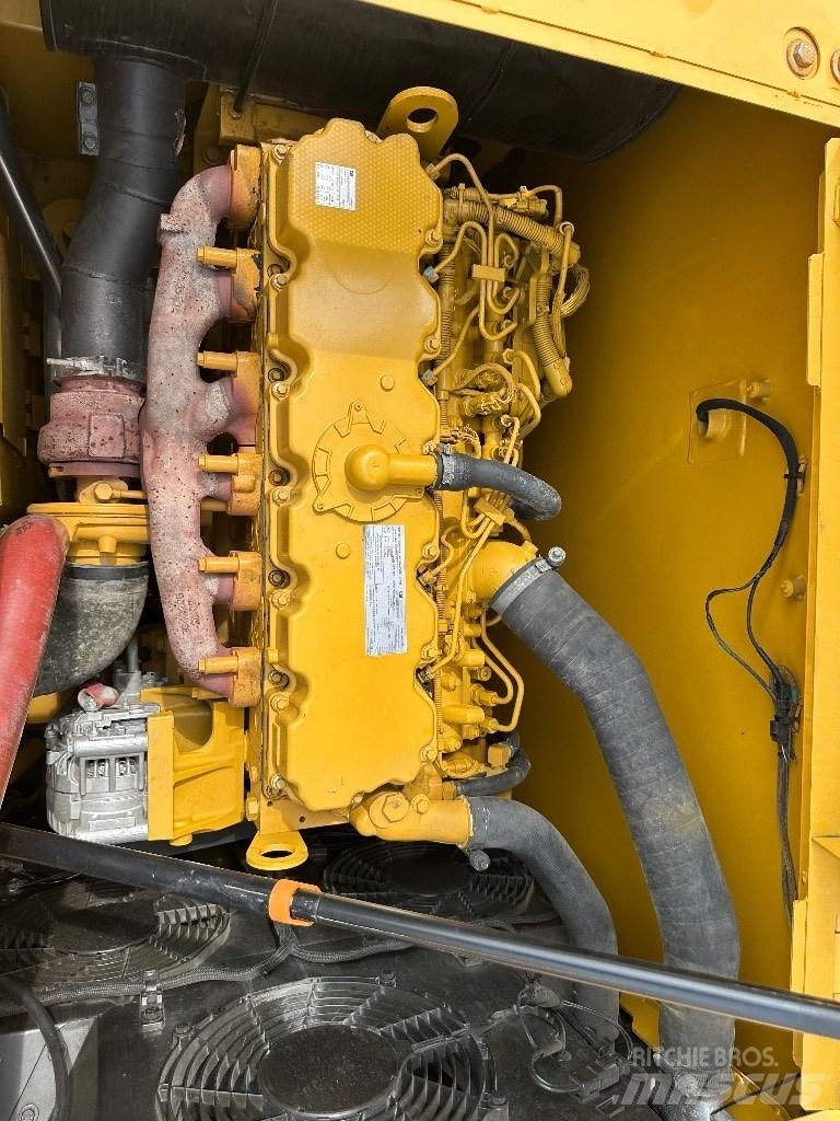 CAT CAT320 Midi bagri 7t – 12t