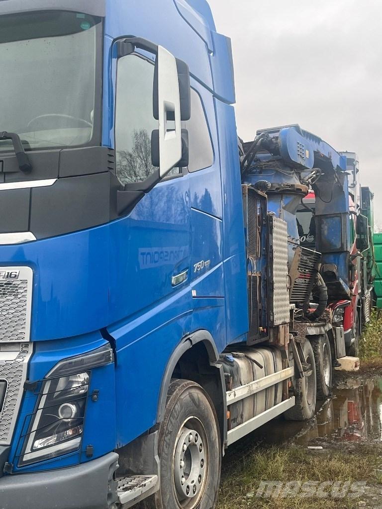 Volvo FH 750 Cepilniki, lesni drobilci, in žage