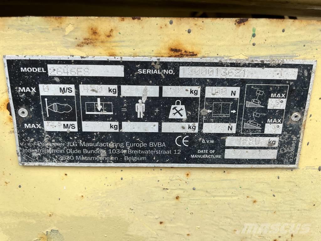 JLG 2646 ES Škarjaste dvižne ploščadi