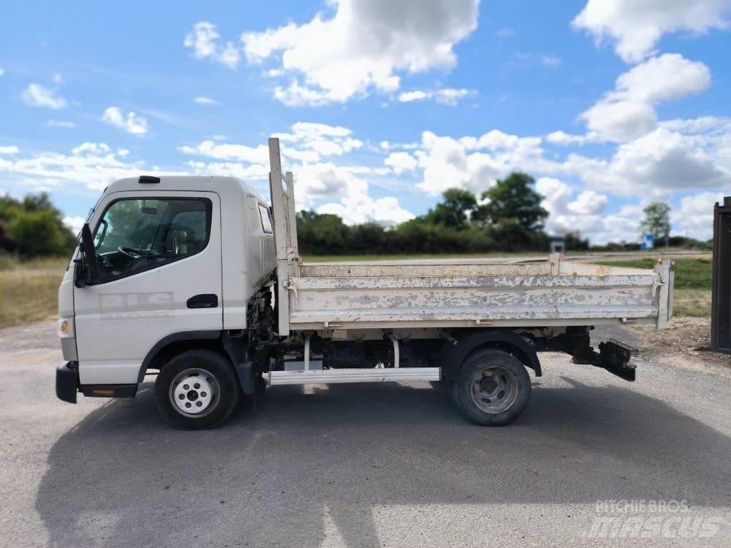 Fuso Canter Kiper tovornjaki