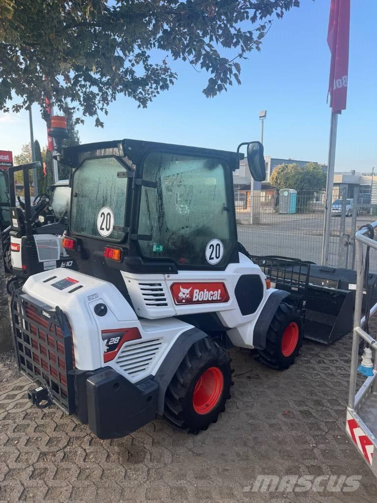 Bobcat L28 Kolesni nakladalci