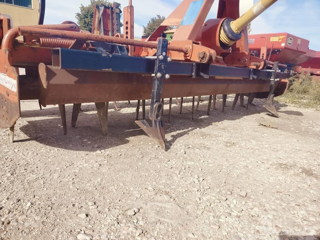 Kuhn HR 302 Brane