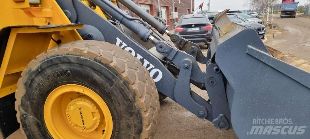 Volvo L 90 B Kolesni nakladalci