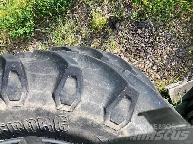Trelleborg 540/65R34 Gume, kolesa in platišča