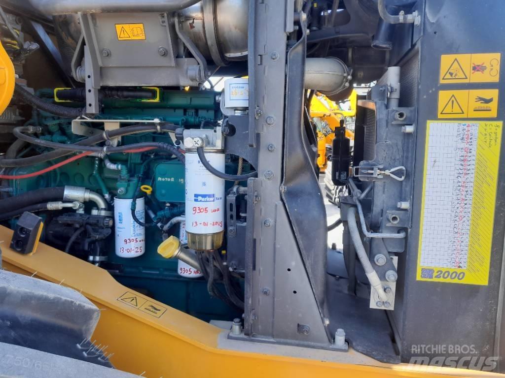 Volvo L 60 Kolesni nakladalci