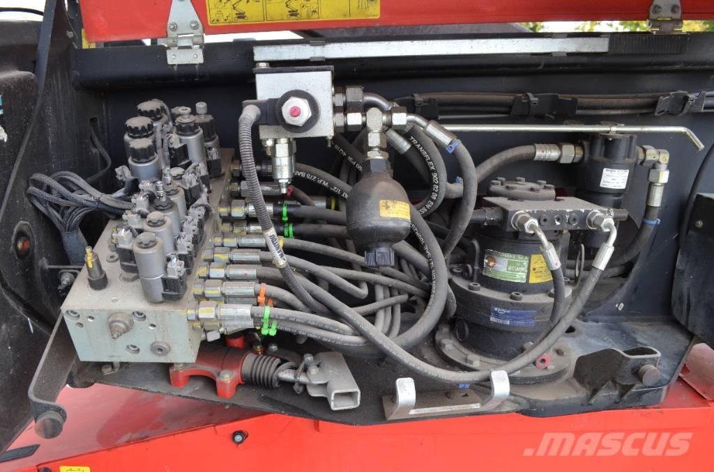 Manitou ManGo 12 Zglobne dvižne ploščadi