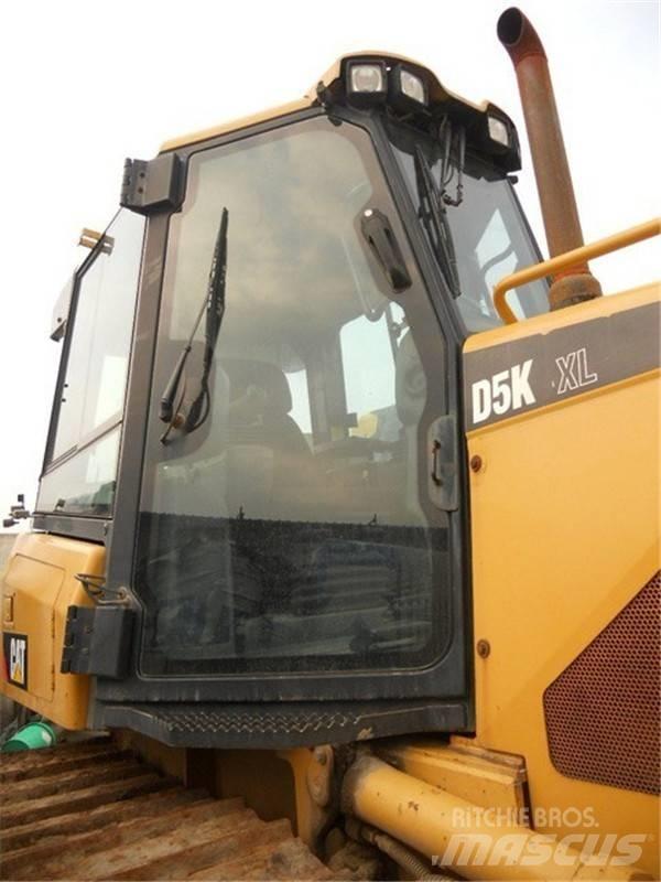 CAT D 5 K LGP Buldožerji goseničarji