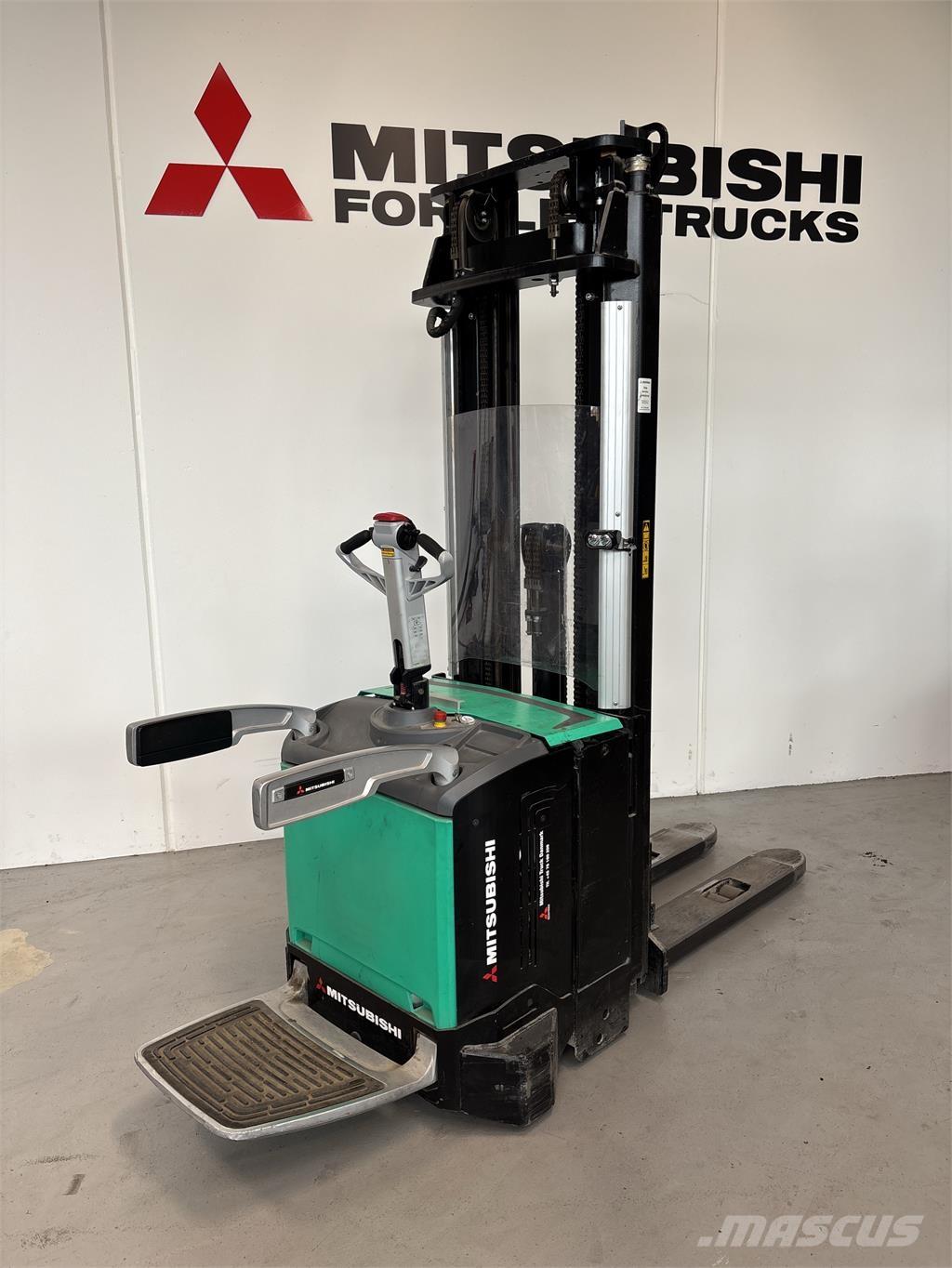 Mitsubishi SBV16N Samopogonski ročni viličarji