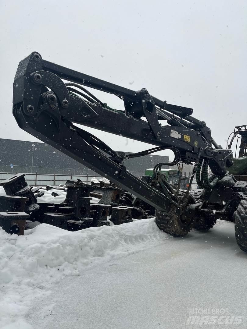 John Deere 1270G Harvesterji