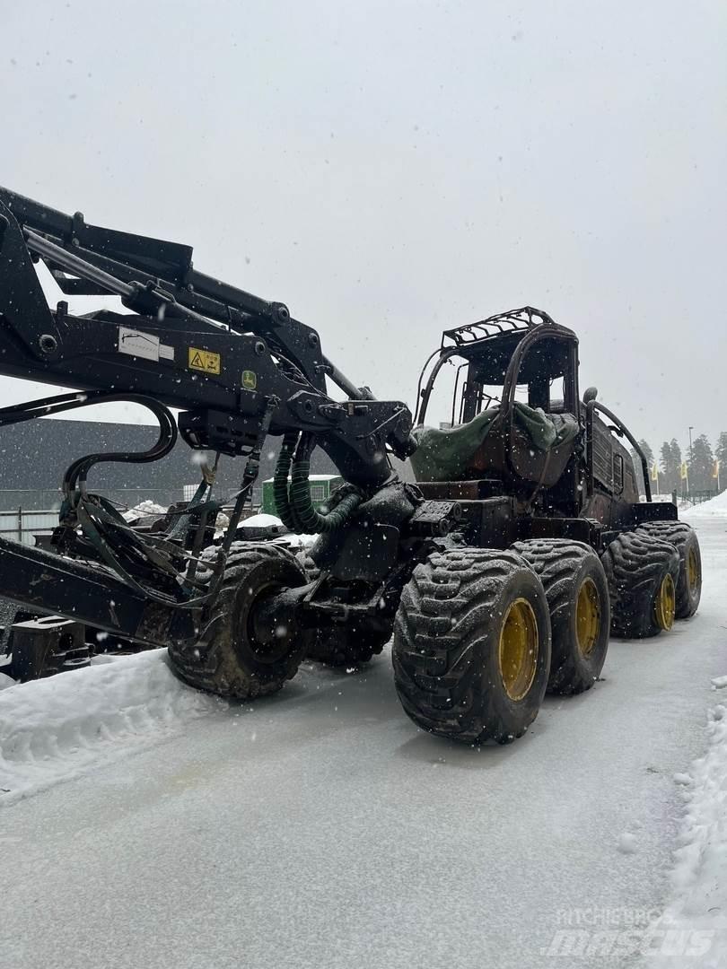 John Deere 1270G Harvesterji