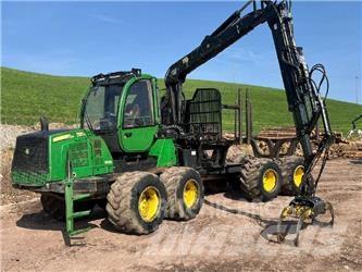 John Deere 1110 E Forwarderji