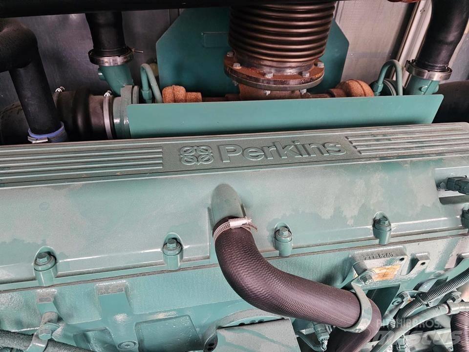Perkins 800 KVA Dizelski agregati