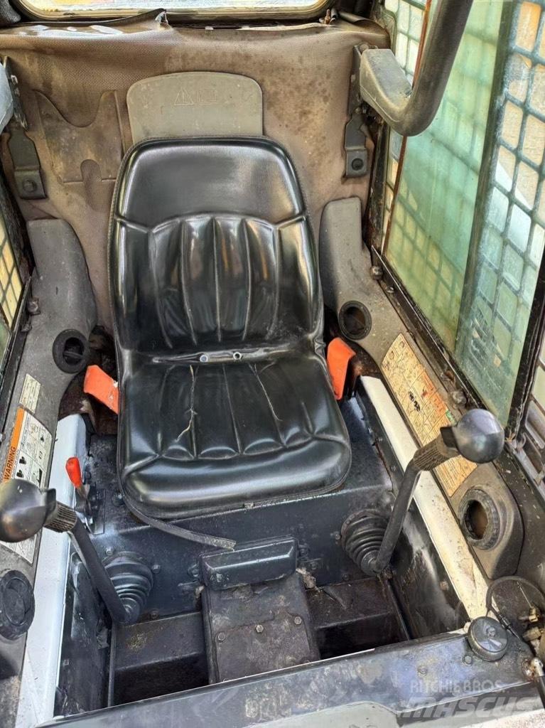 Bobcat S 160 Skid steer mini nakladalci