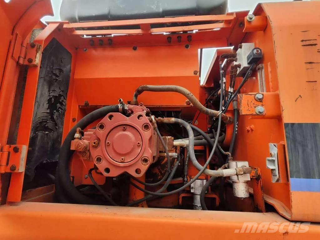 Doosan DH 210 W-7 Bagri na kolesih