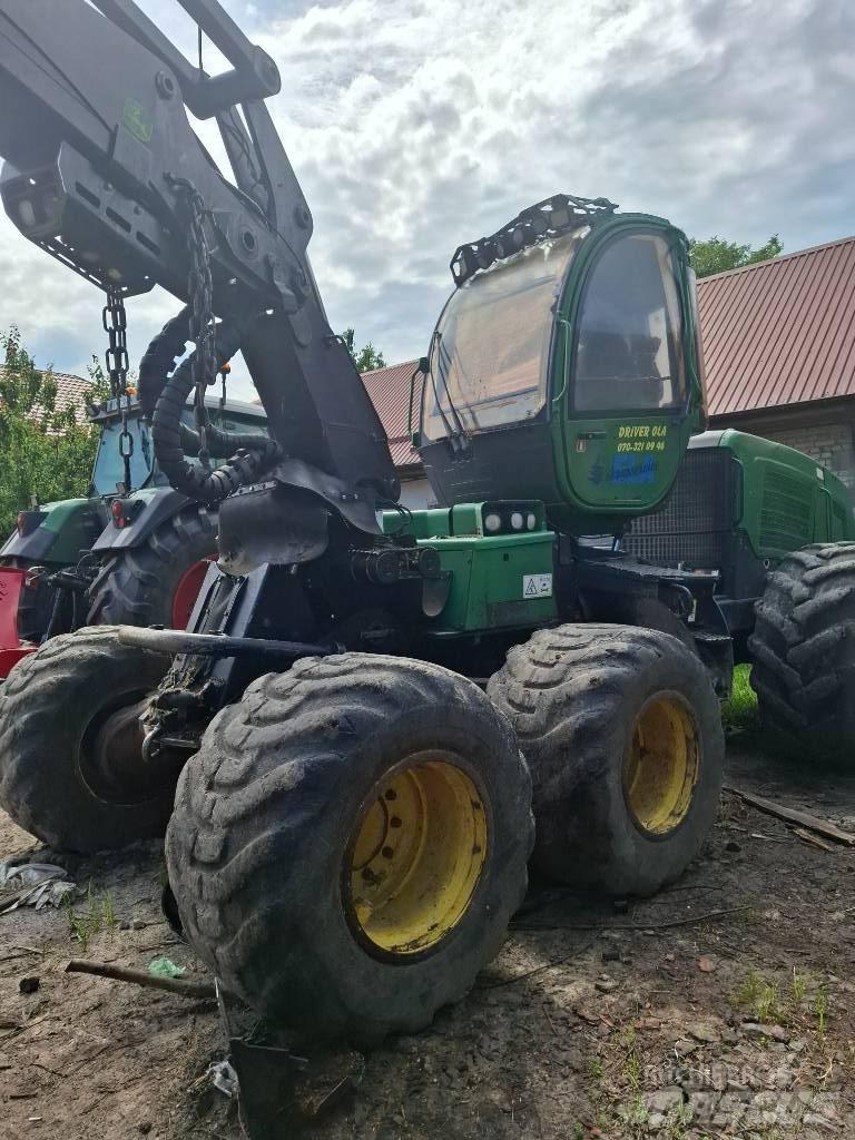 John Deere 1170 E Harvesterji