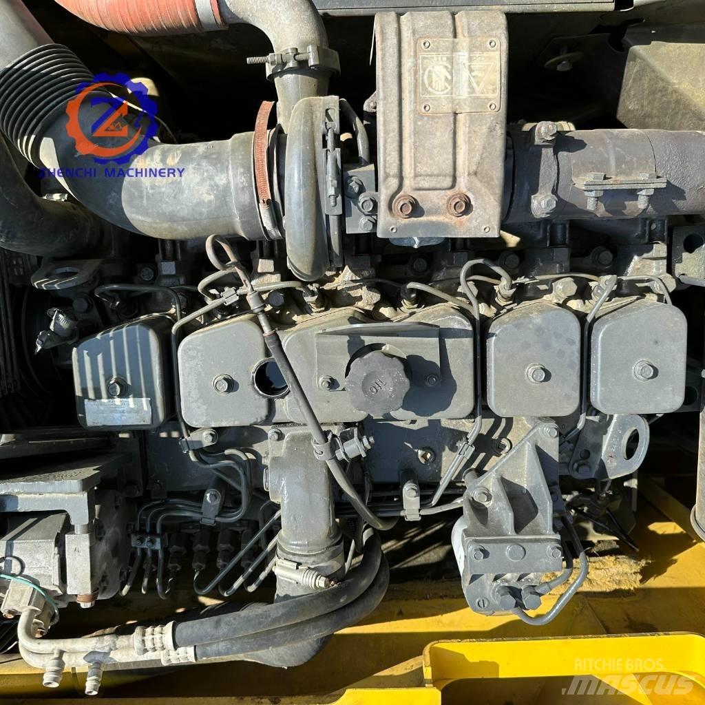 Komatsu PC 200 Bagri goseničarji