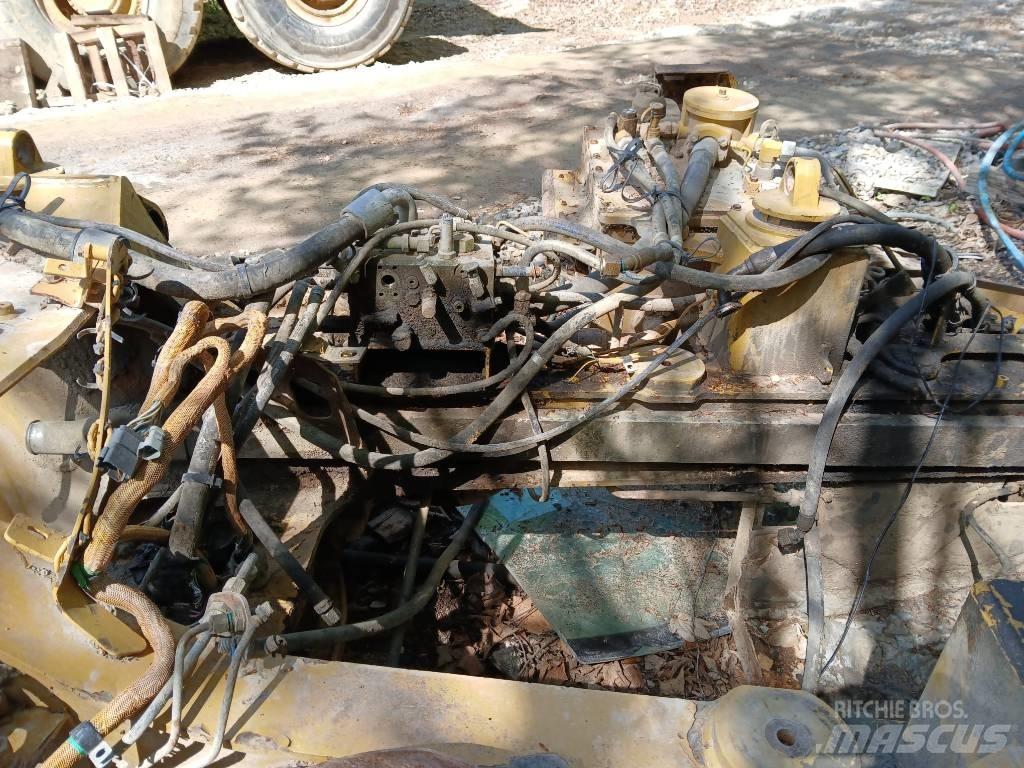 CAT 730 Zglobni demperji