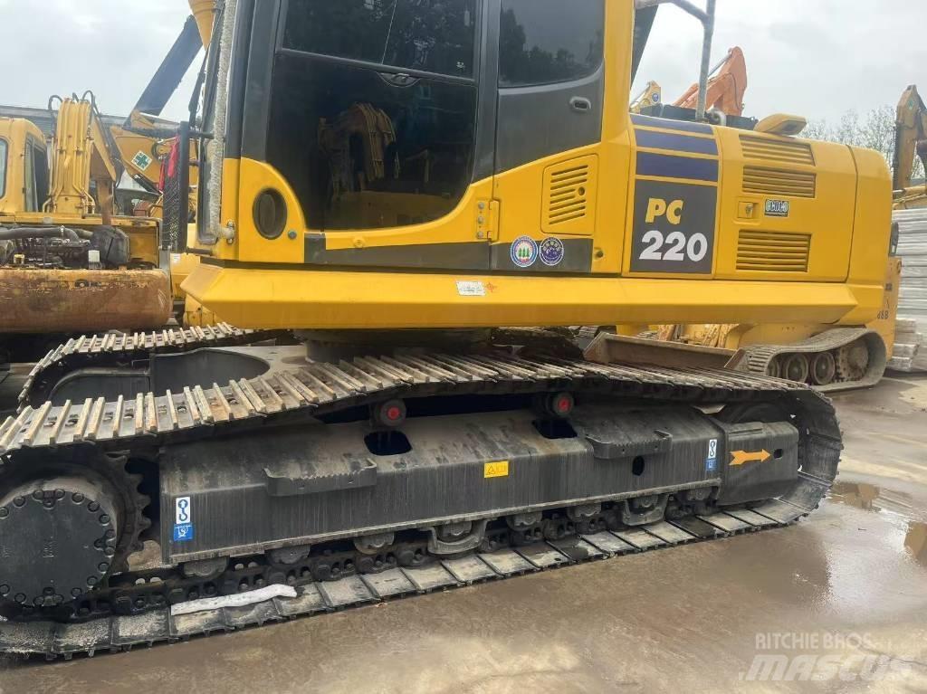 Komatsu PC 220-8 Bagri goseničarji