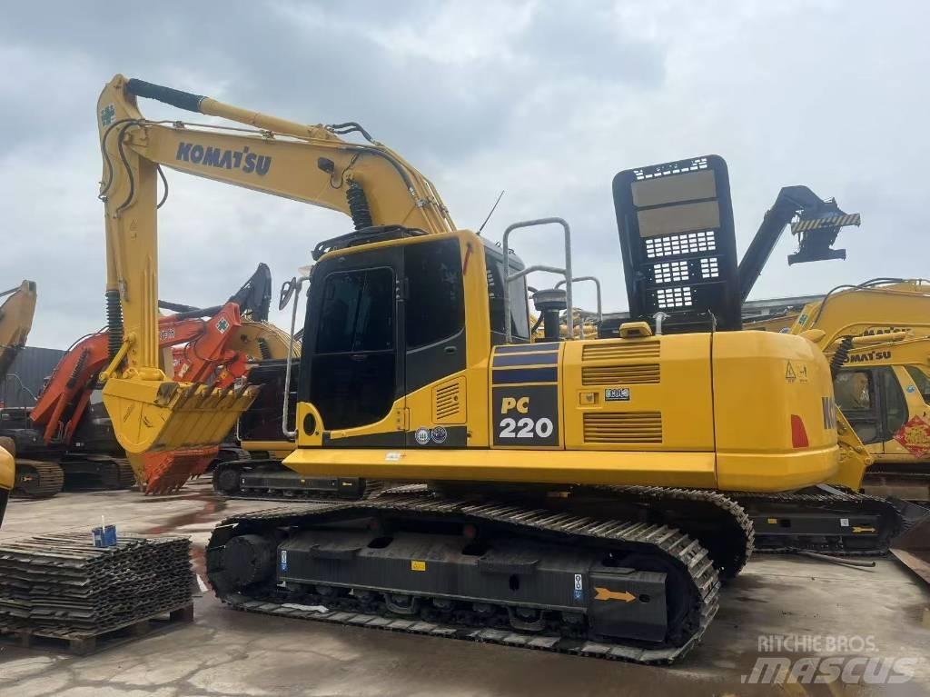 Komatsu PC 220-8 Bagri goseničarji