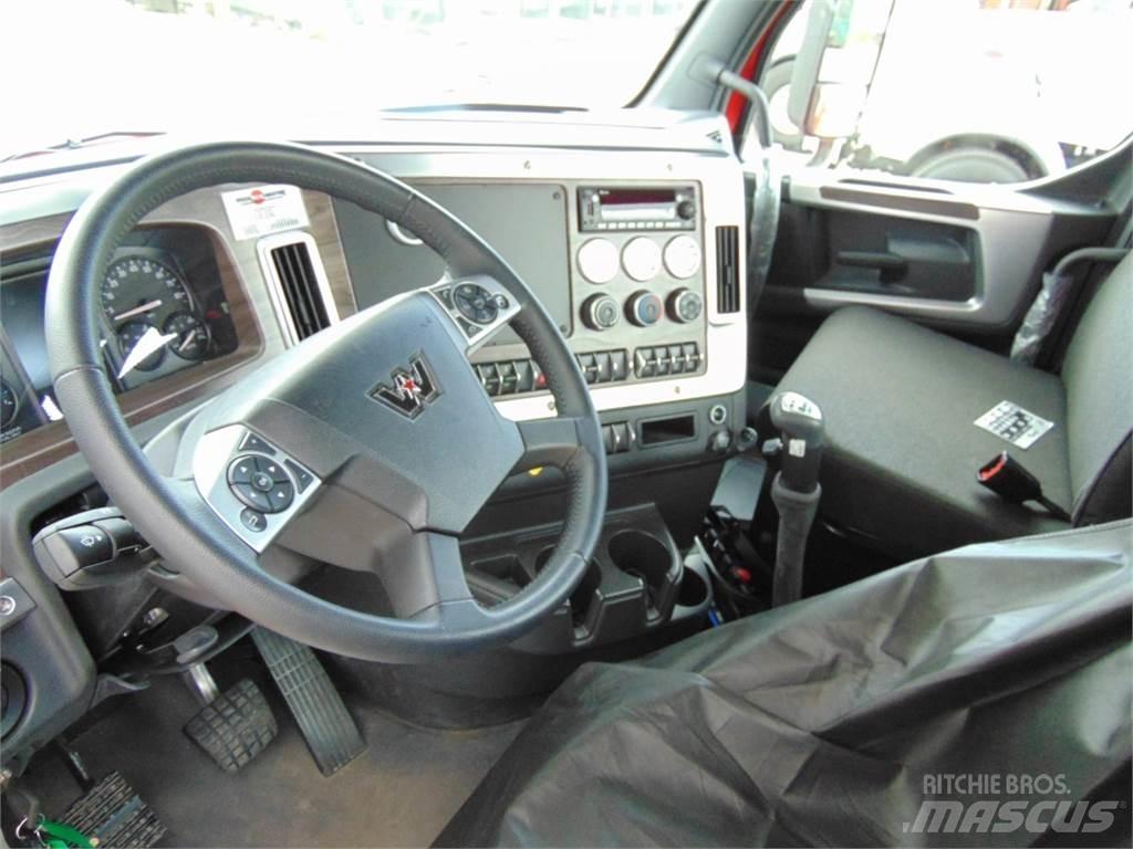 BIK HL 65T Tovornjaki z žerjavom