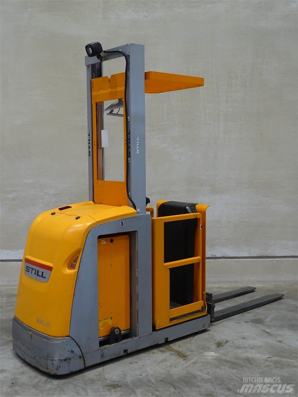 Still EK-X790 Visokodvižni komisionirni viličar