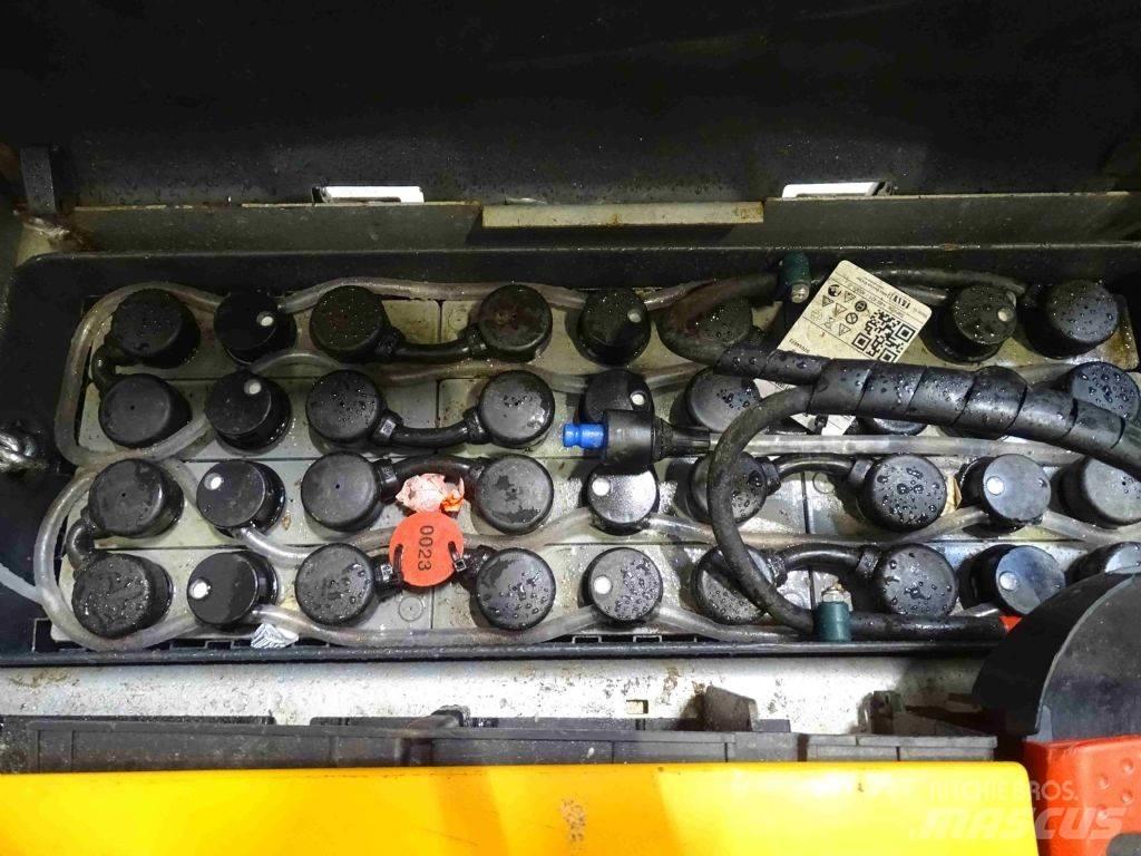 Still EXD18L Ročni električni viličar
