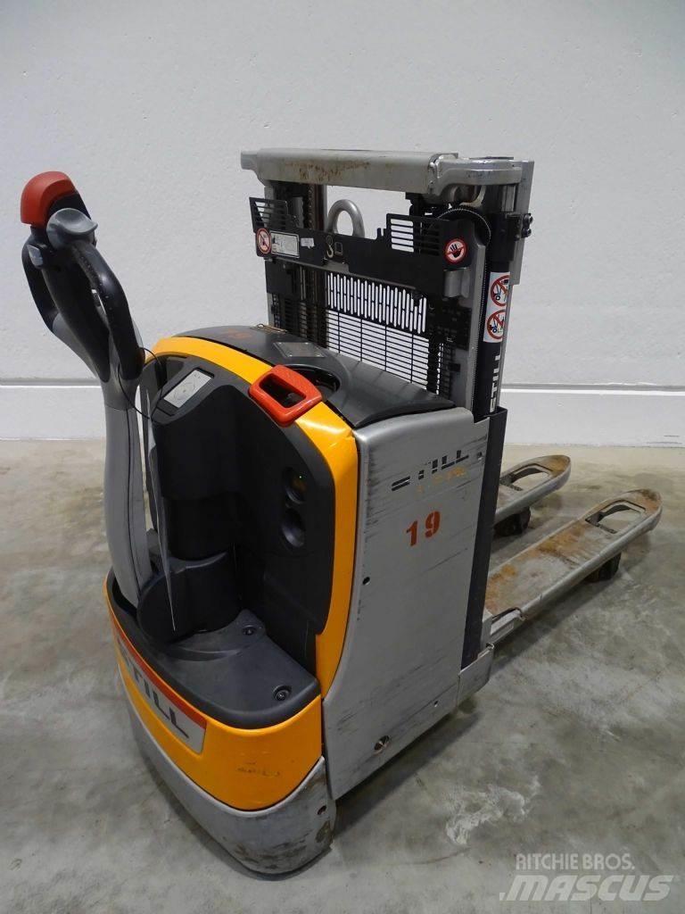 Still EXD18L Ročni električni viličar