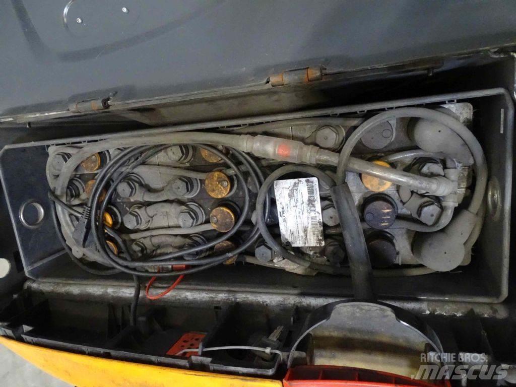 Still EXU16 Električni nizko dvižni viličar